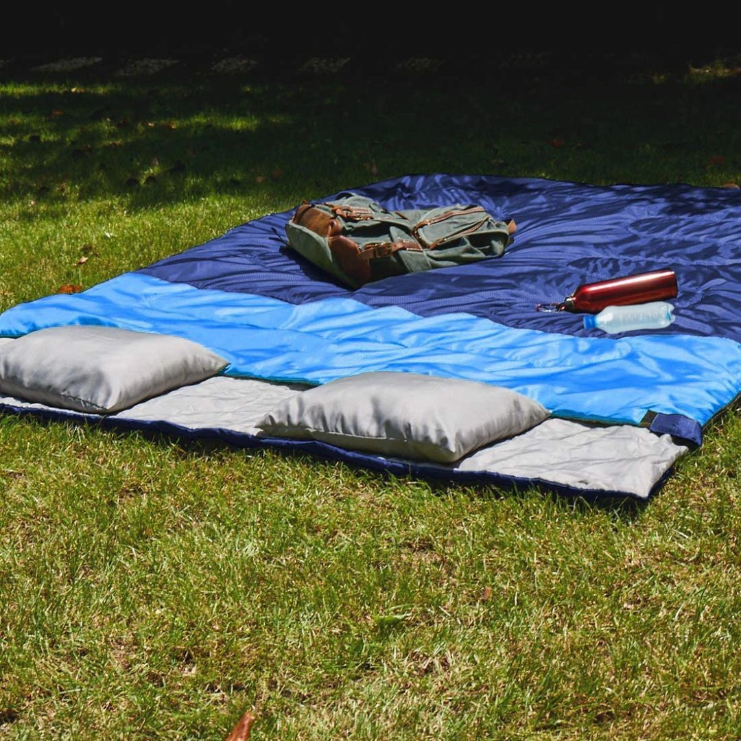Double Sleeping Bag - King Size Camping Bag for Two Persons or Couples